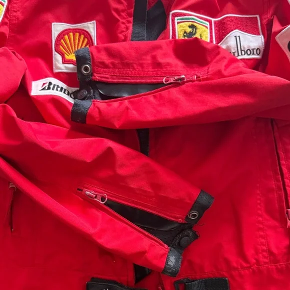 Ferrari Red Racing Jacket with Iconic Patches - Picture 6 of 7